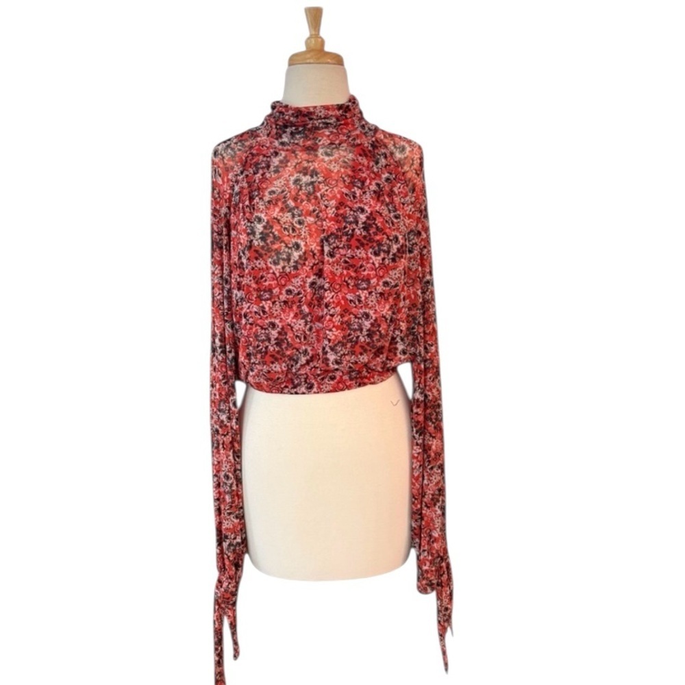 Free People All Dolled Up Top Red Combo Open Back Sheer Tie Cuffs Size Medium - Picture 3 of 13